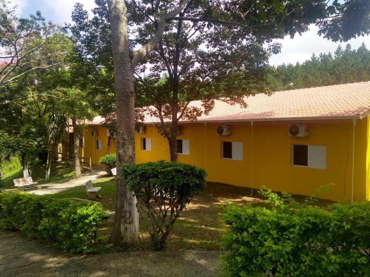 Hotel Fazenda Pintado Na Brasa Guararema Exterior photo